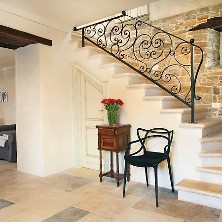 Villa Benvenuti Near Motovun For 8 People - Pet Friendly With Salt - Water Pool *